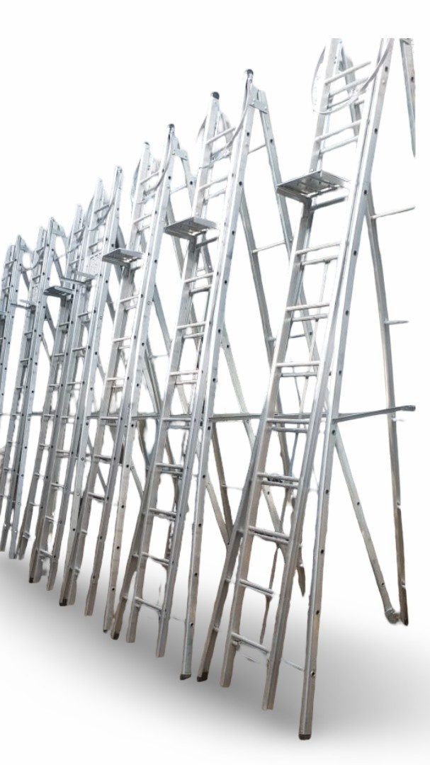 Aluminium Self Support Extension Ladder – Extended View
