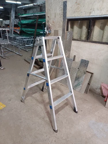 A Type Aluminium Folding Ladder – alternate view